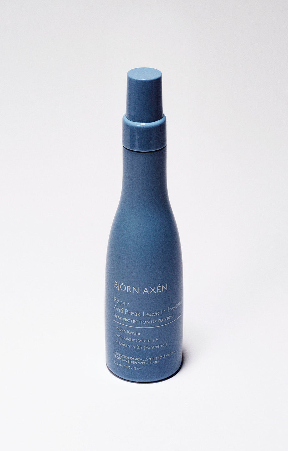 A leave-in treatment that strengthens the hair while providing heat protection